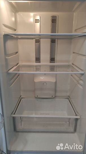 Холодильник бу Hotpoint Ariston