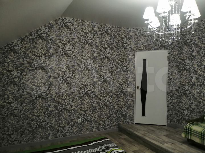 Дом 191,6 м² на участке 16,5 сот.