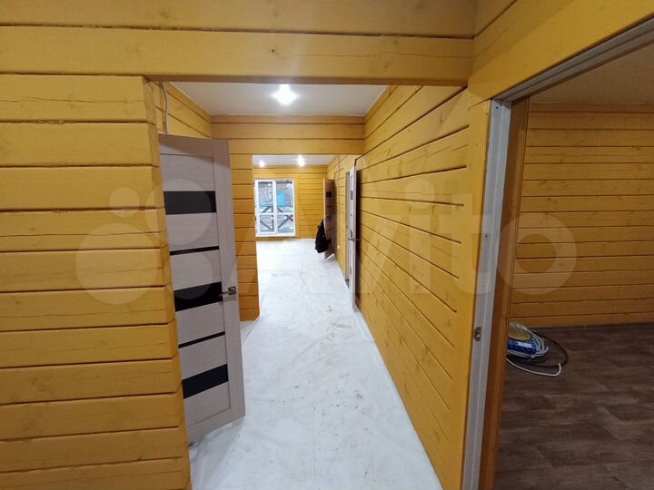 Дом 160 м² на участке 8,5 сот.