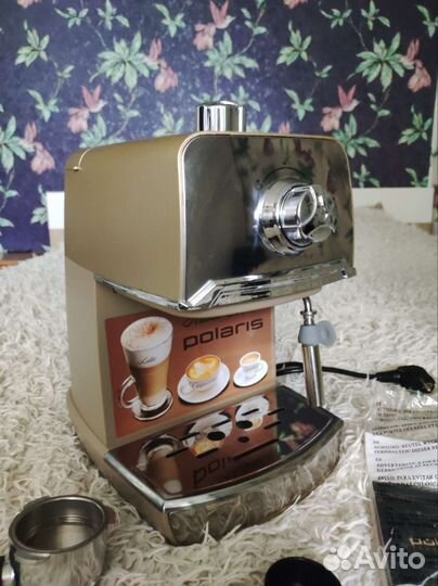 Кофеварка рожковая polaris