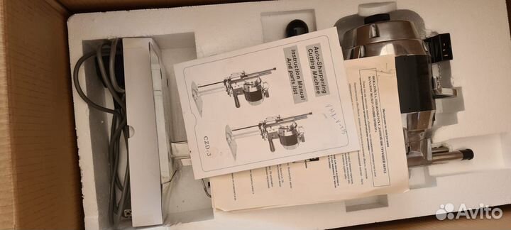 CZD-3 Вертикальный сабельный раскройный нож