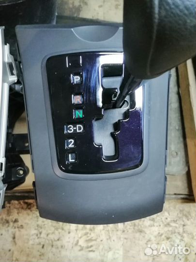 Селектор(кулиса) переключения АКПП Corolla 150,151