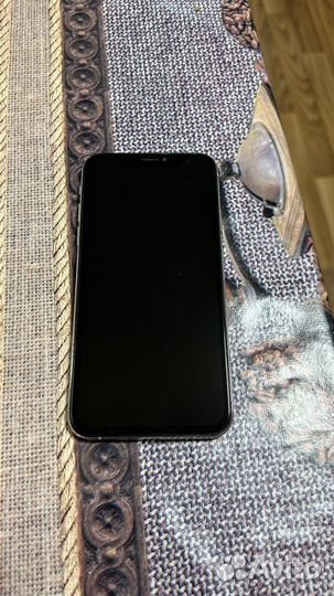 iPhone Xs, 256 ГБ