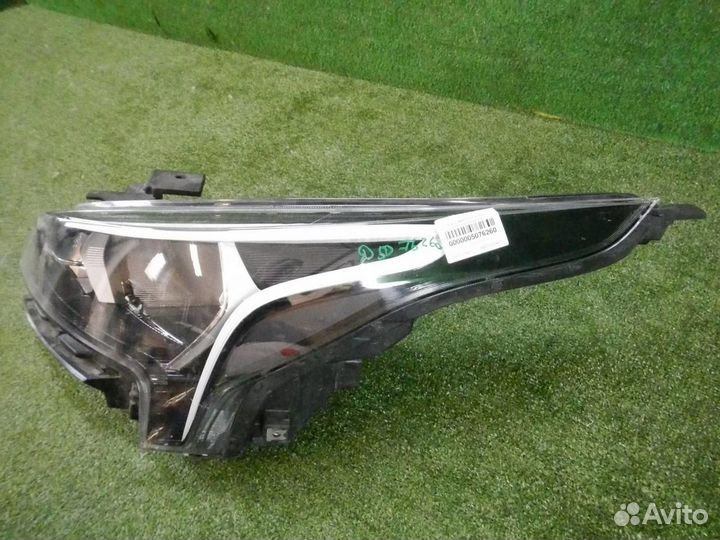 Фара левая Kia Rio