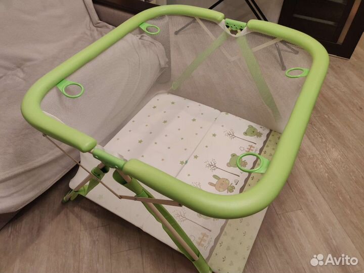 Детская кровать манеж