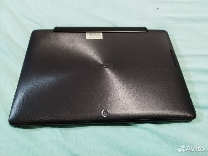Asus Transformer Pad TF300TG с док-станцией