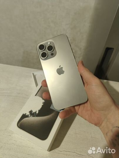 iPhone 15 Pro Max, 256 ГБ