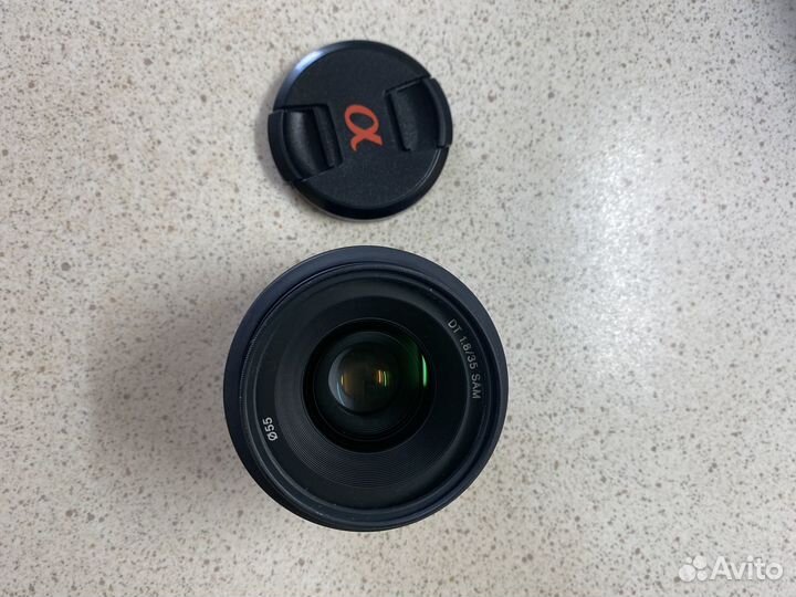 Sony DT 35mm F1.8 SAM (SAL35F18)