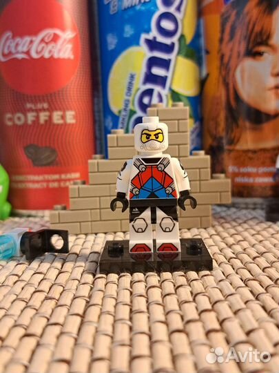 Аэро-гонщик (27 series minifigures)