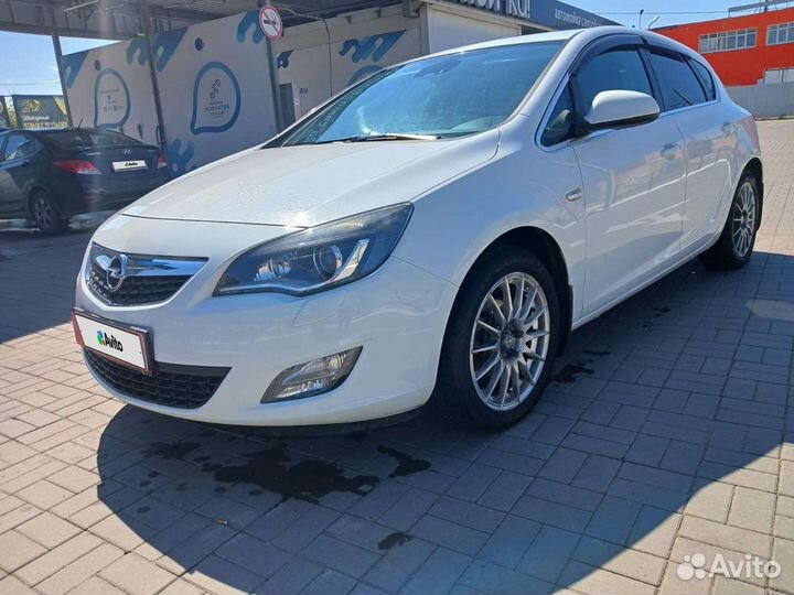 Opel Astra 1.6 AT, 2011, 181 000 км