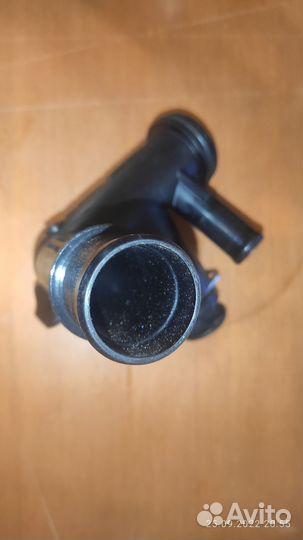 Фланец (тройник) системы охлаждения