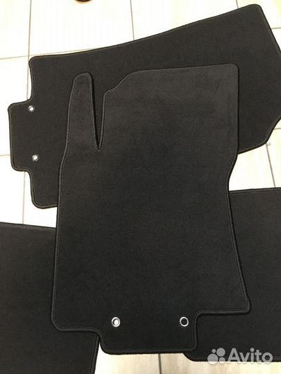Автоковрики велюровые для Nissan X-Trail T32 Преми