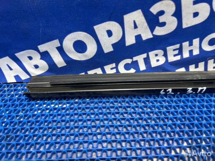 Бархотка двери Mitsubishi Lancer 9 седан 4G15 2003