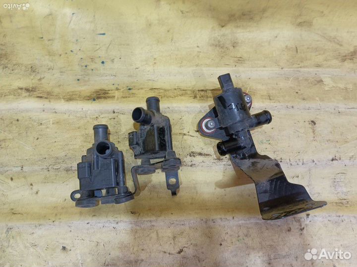 Насос (помпа) Audi A4 B9 2015 Ауди а 4