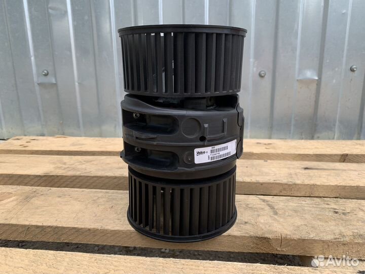 Моторчик печки Рено Меган 3 европа климат