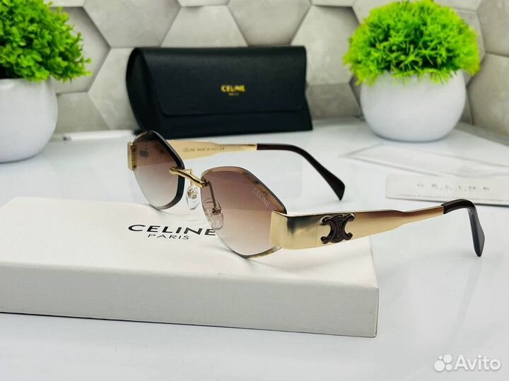 Солнцезащитные очки Ray Ban