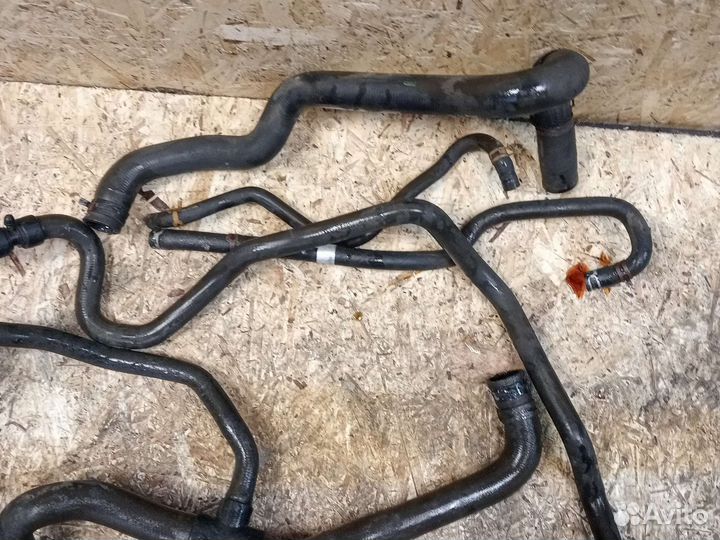 Патрубка охлаждения Renault Duster 1 K4M