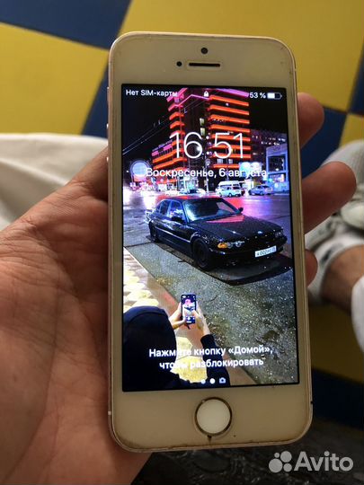 Телефон iPhone 5 se