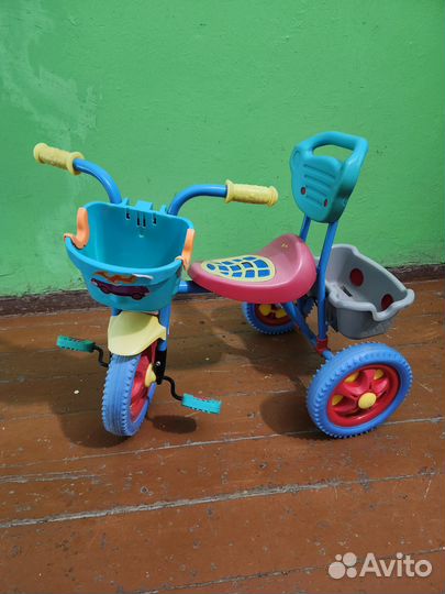 Детский трехколесный велосипед бу