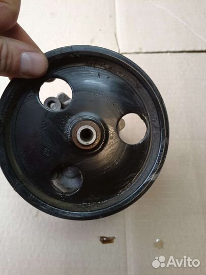 Насос гур Nissan Almera G15