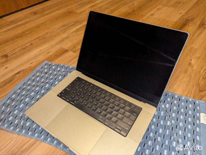 Macbook pro 16 m1 max 32gb 1tb