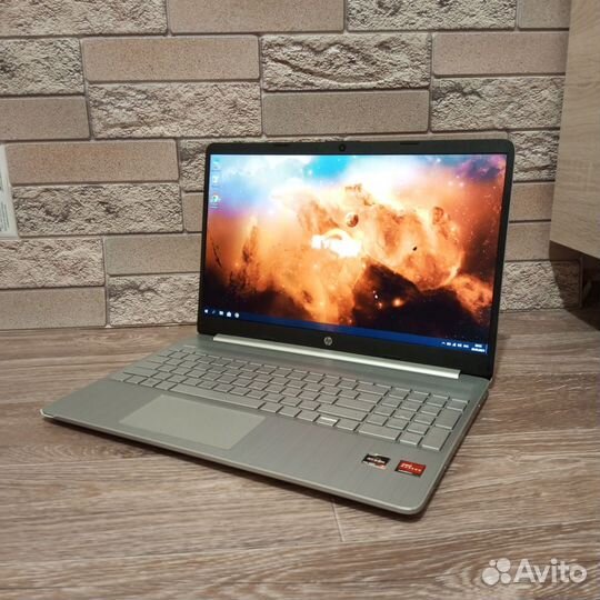 Свежий Ноутбук HP Ryzen 7 4700U 8ядер/8gb/256gb