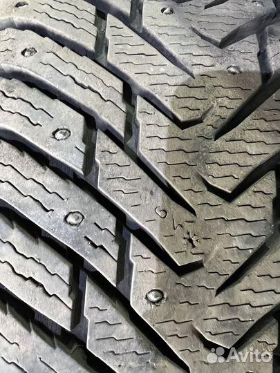 Nokian Tyres Hakkapeliitta 8 SUV 265/50 R20 111W