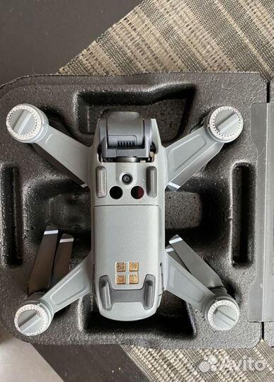 Квадрокоптер Dji Spark