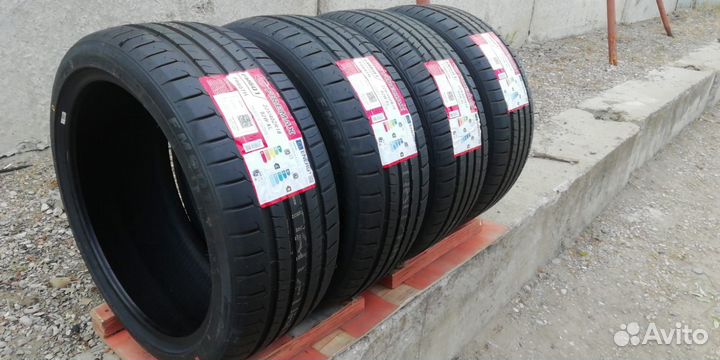 Firemax FM601 225/40 R18 92W