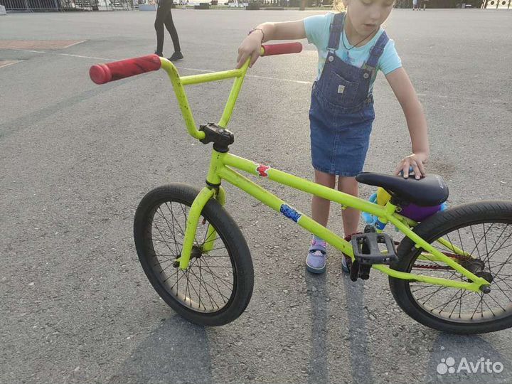 Трюковой велосипед bmx