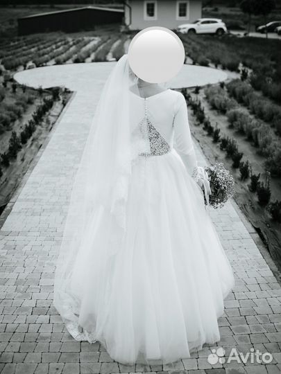 Свадебное платье