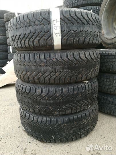 Goodyear UltraGrip 500 225/65 R17
