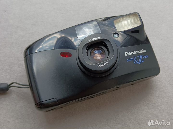 Panasonic mini zoom c-d2200zm