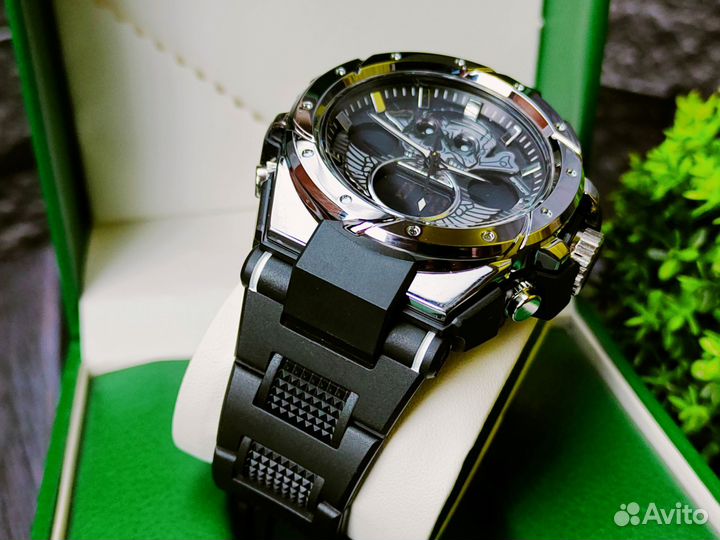 Мужские спортивные часы