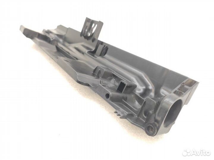 Кронштейн радиатора правый Bmw 3-Series E90 N52B30