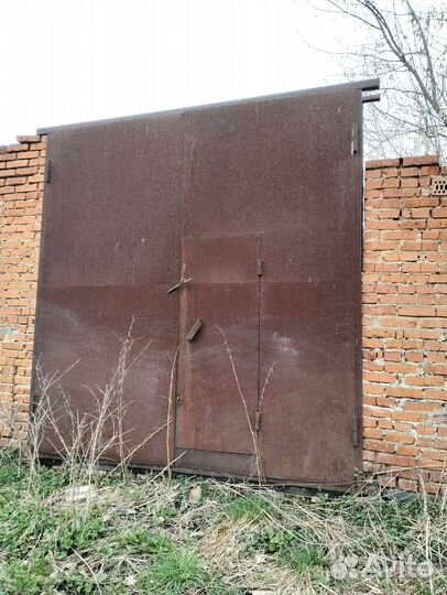 Ворота гаражные металлические
