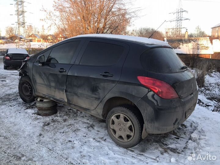 Пежо 308 дверь задняя левая