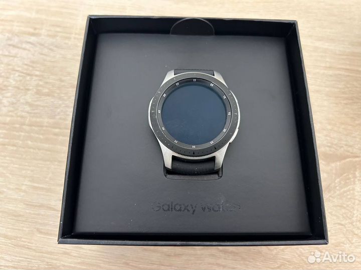 Смарт часы samsung galaxy watch
