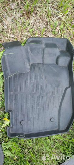 Автомобильные коврики резиновые Kaptur