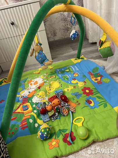 Развивающий коврик