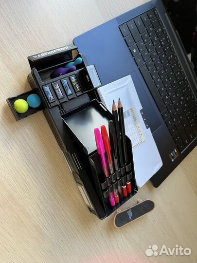 Черный пенал на кнопках