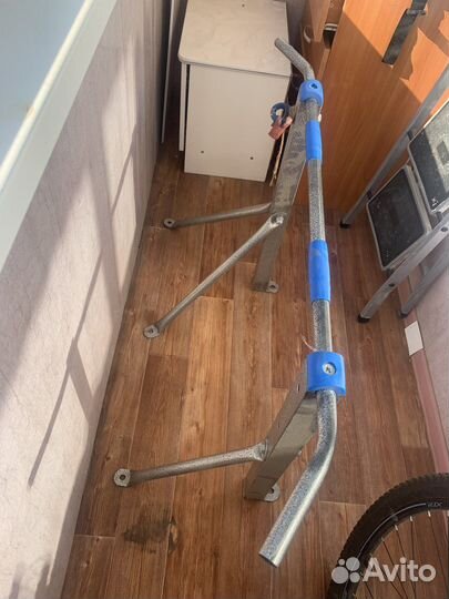 Турник настенный бу