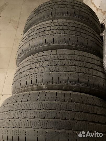 Kumho Radial 857 6/8 R17