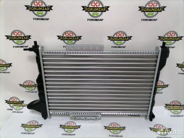 Радиатор охлаждения двигателя Daewoo Matiz M250