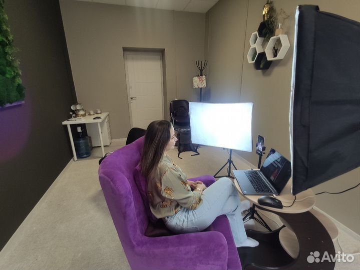 Помещение и аппаратура для съемки видео