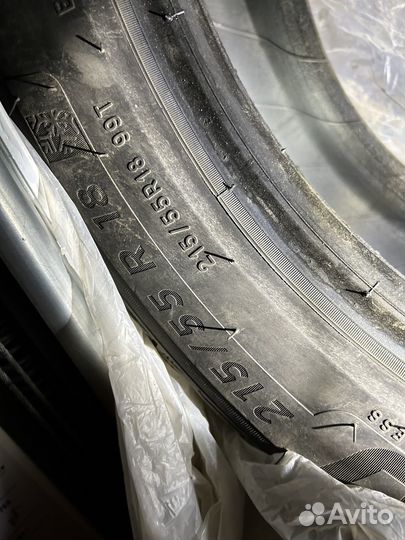 Michelin X-Ice North 4 215/55 R18 99T