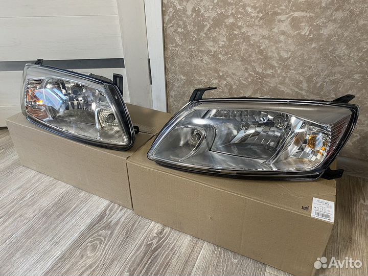 Фара на гранту левая и правая