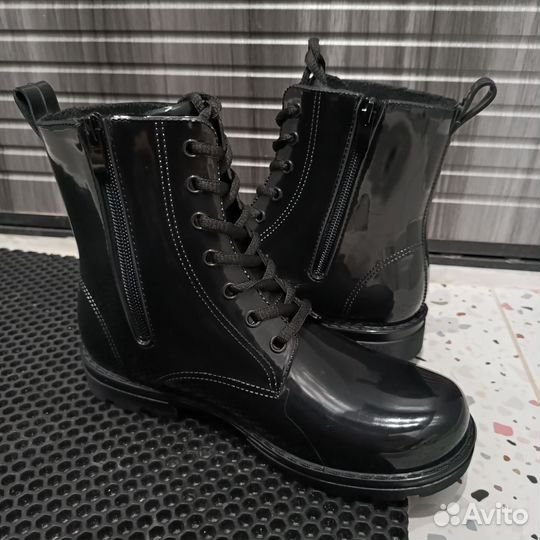 Женские резиновые сапоги