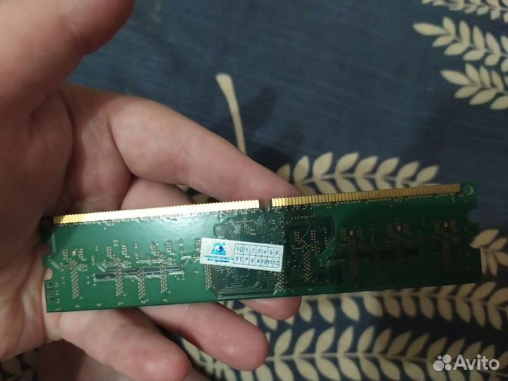 Оперативная память на 1 и 2 гб