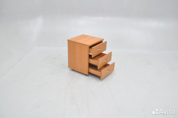 Тумба подкатная